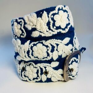 New! Jenny Krauss Cortina Size Medium